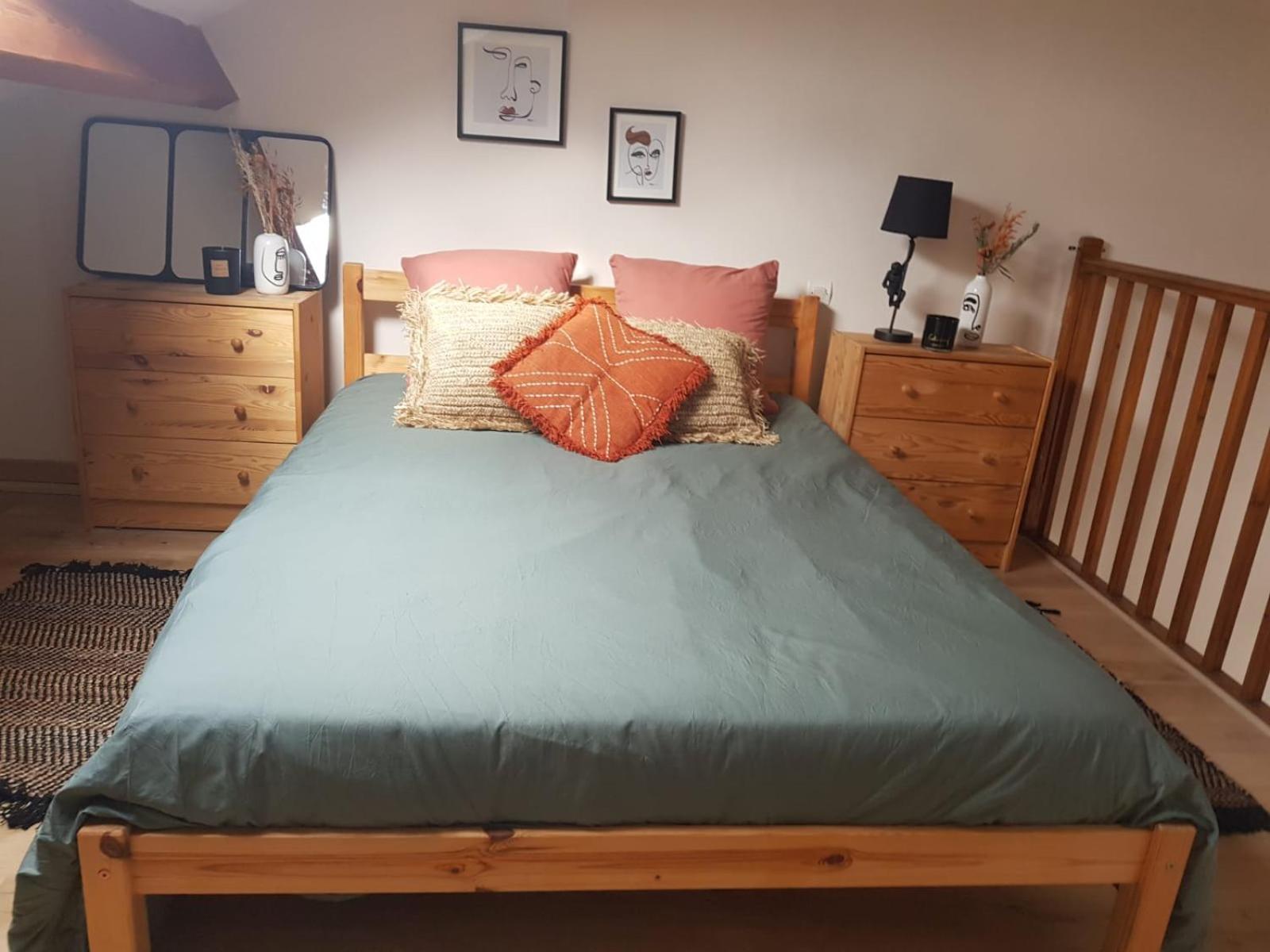 Bed and Breakfast Duplex A La Gare Du Mans Le Mans Pokoj fotografie